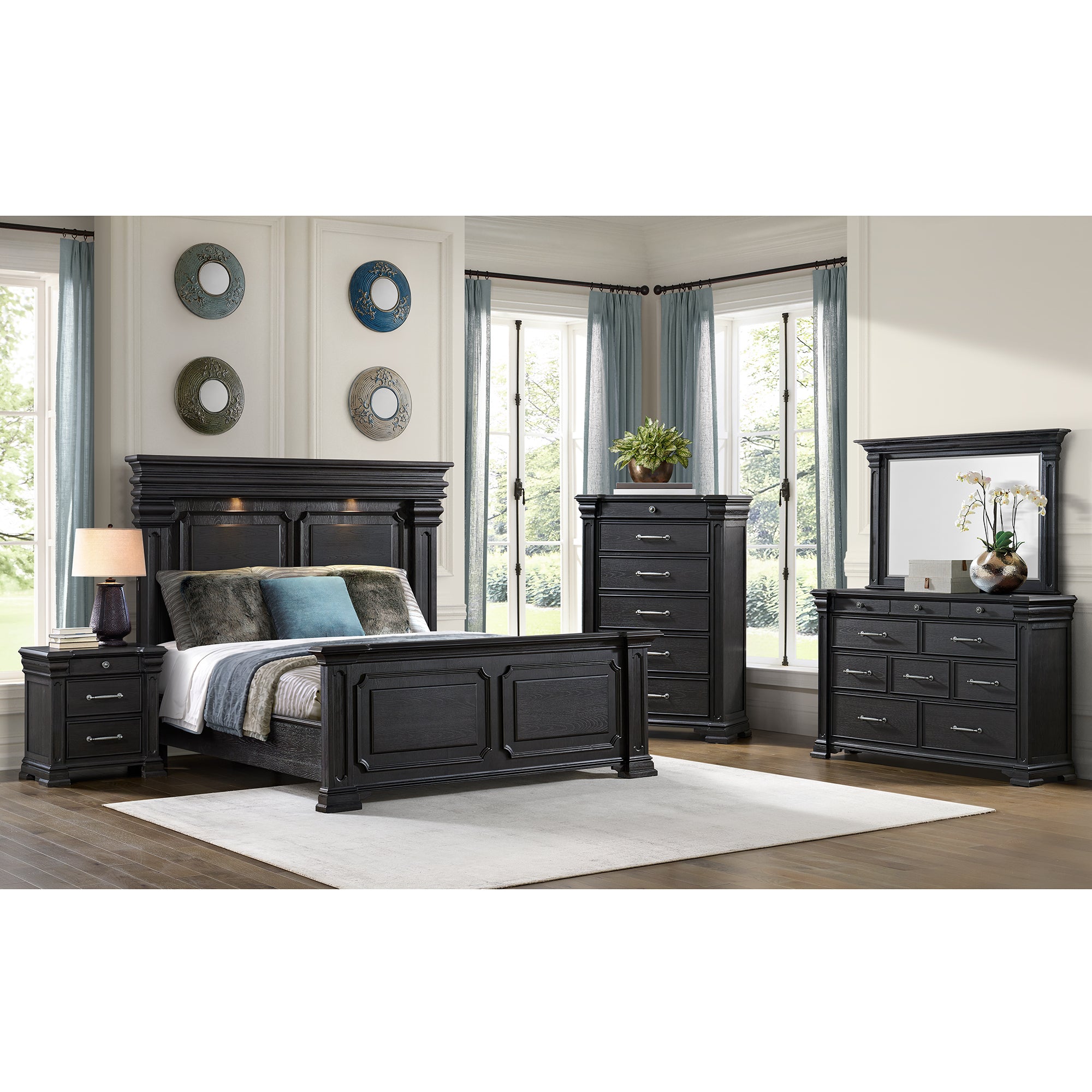 Kings Court Dresser & Mirror – Ivan Smith Furniture