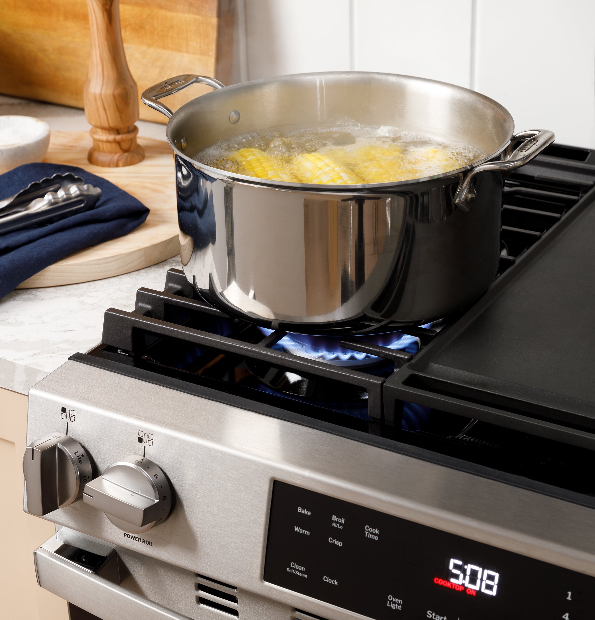 GE STAINLESS 30" FREE STANDING GAS RANGE - Pearl Silver|Black - Ranges - Additional View 10