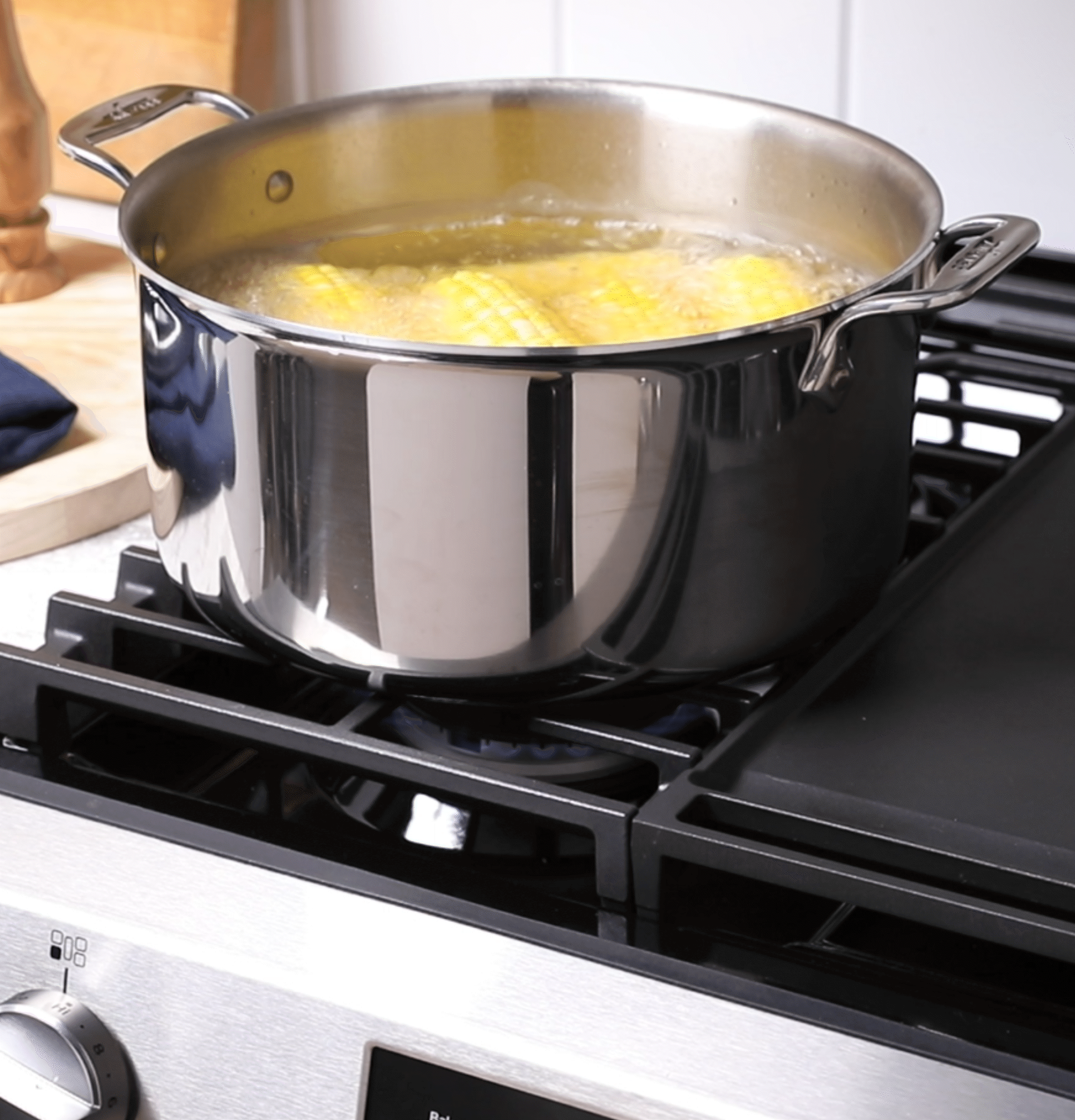 GE STAINLESS 30" FREE STANDING GAS RANGE - Pearl Silver|Black - Ranges - Additional View 19