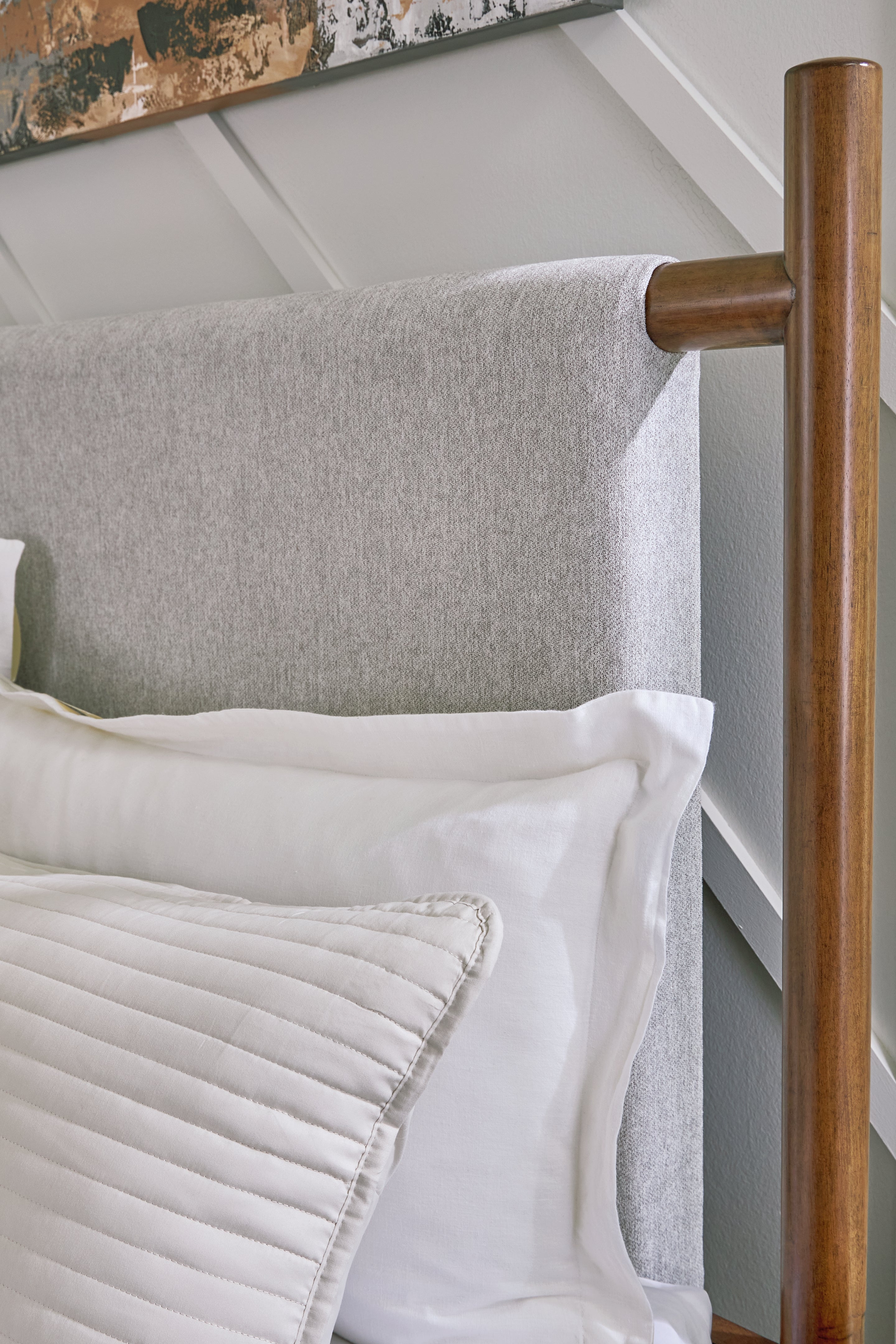 Ashley Furniture - Lyncott King Upholstered Bed - Dark Brown|Gray Fabric|Wood - Beds - Additional View 4
