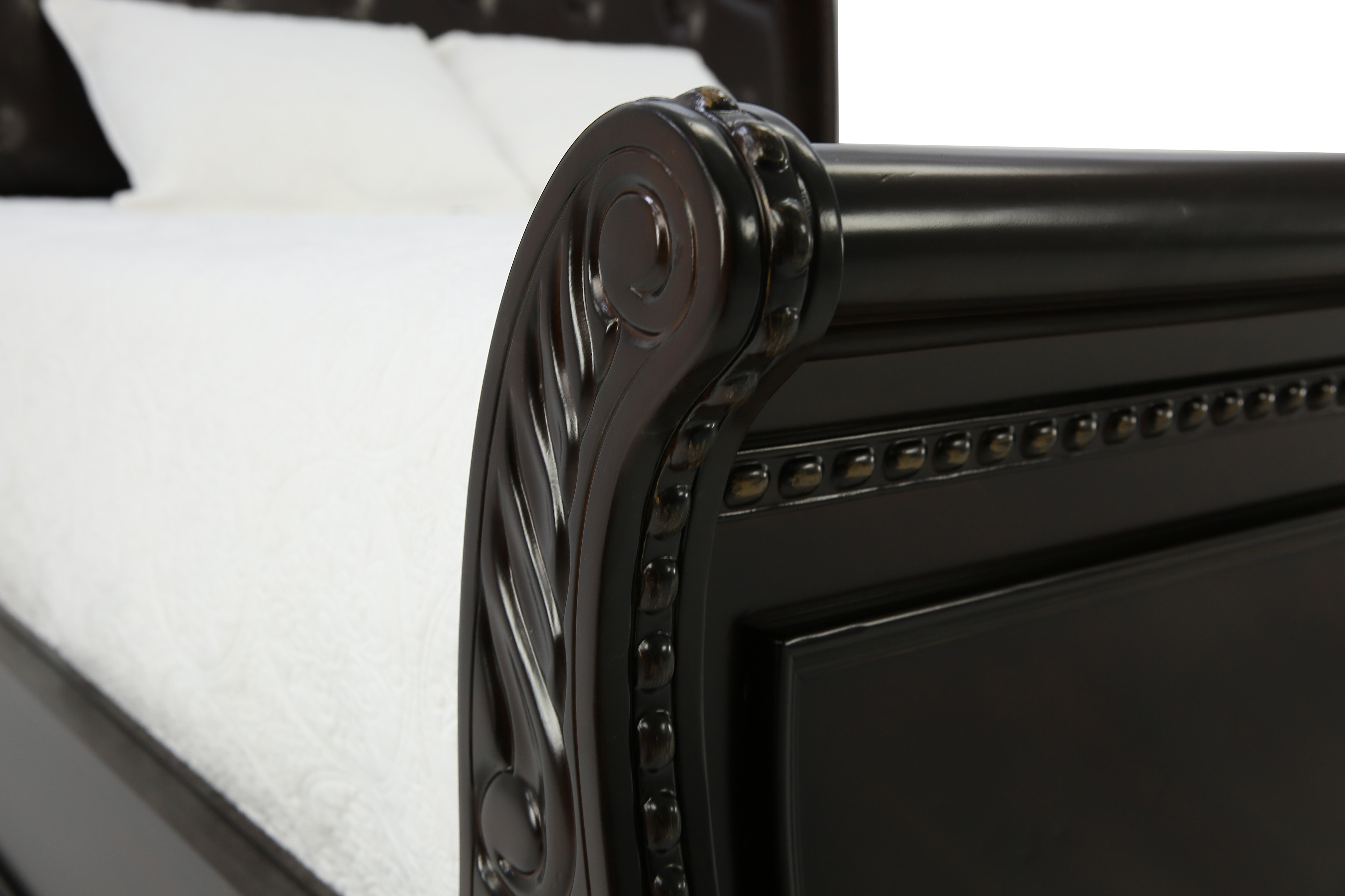 Stanley Cherry Queen Bed - Additional View 3