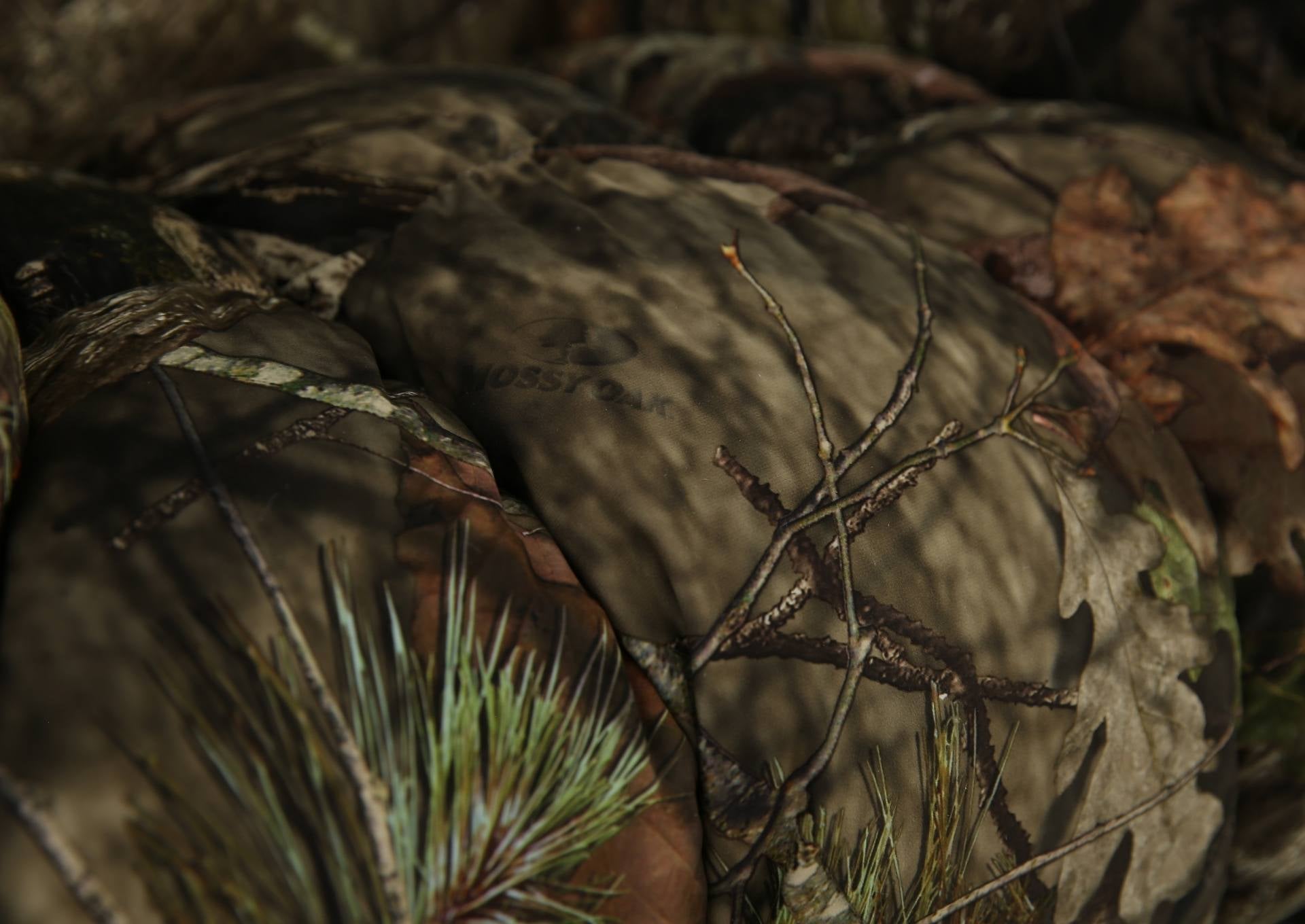 Seger Rocker Recliner - Camo - Additional View 4