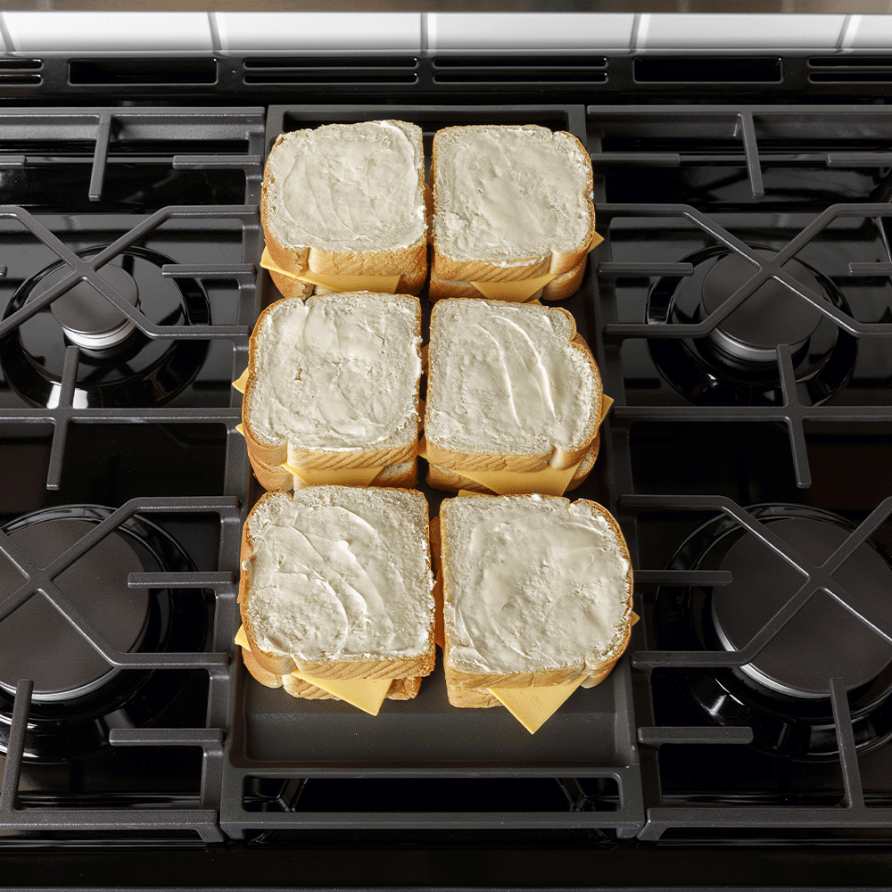 GE STAINLESS STEEL GAS CONVECTION AIR FRY RANGE - Pearl Silver|Black - Ranges - Additional View 29