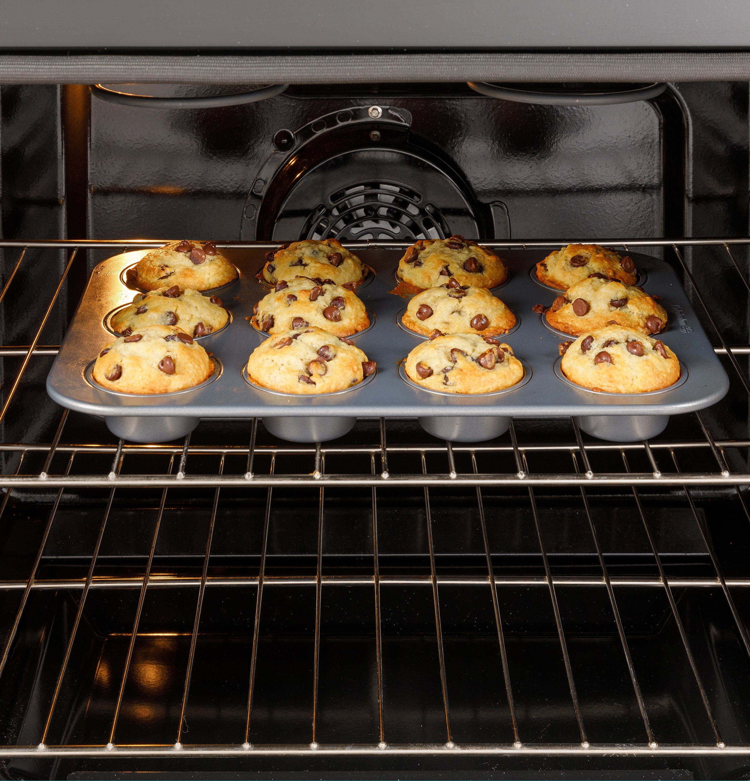 GE STAINLESS STEEL GAS CONVECTION AIR FRY RANGE - Pearl Silver|Black - Ranges - Additional View 22