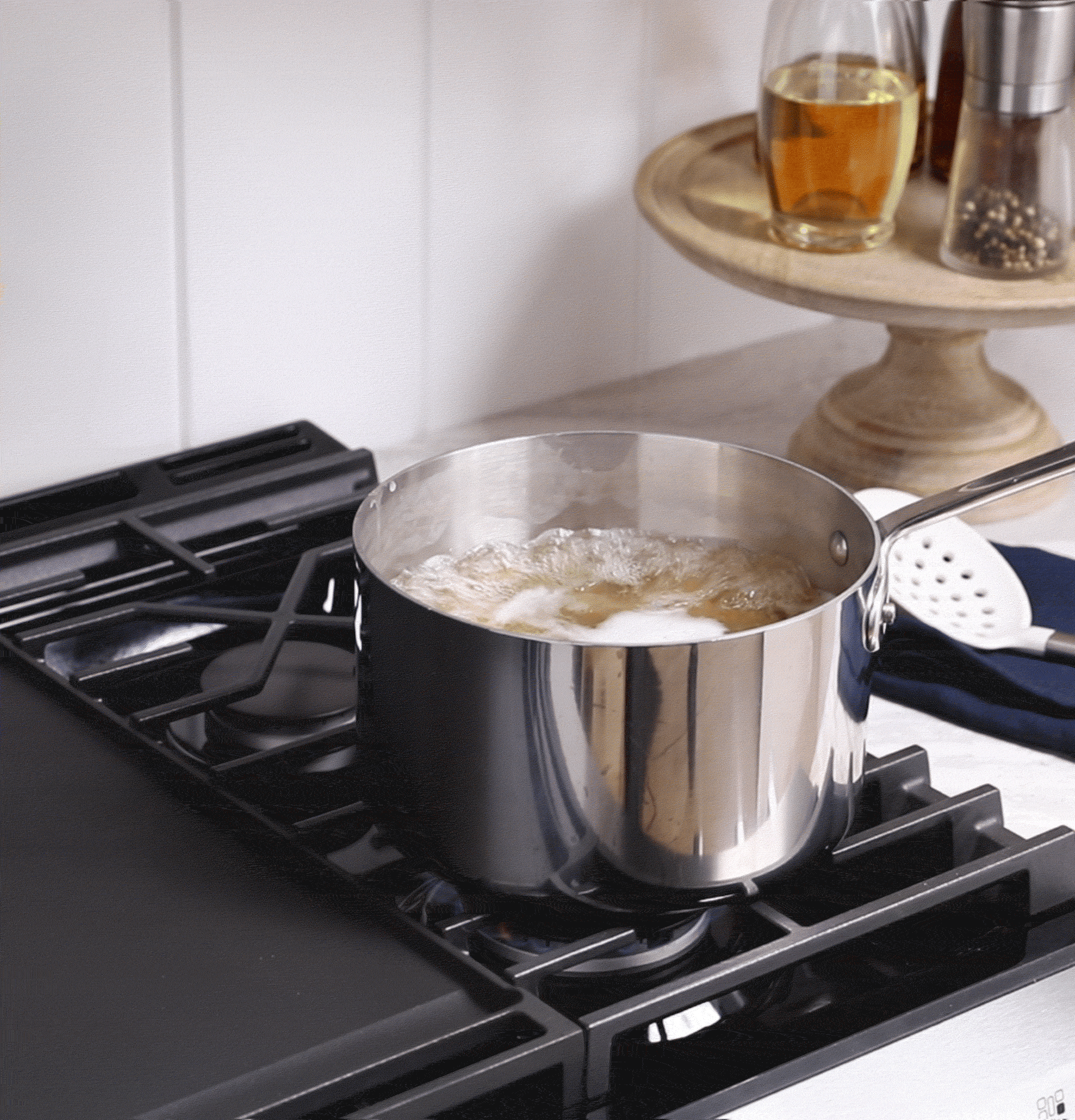 GE 30" Slide-In Front-Control Convection Gas Range With No Preheat Air Fry And Easywash Oven Tray - White - Ranges - Additional View 29
