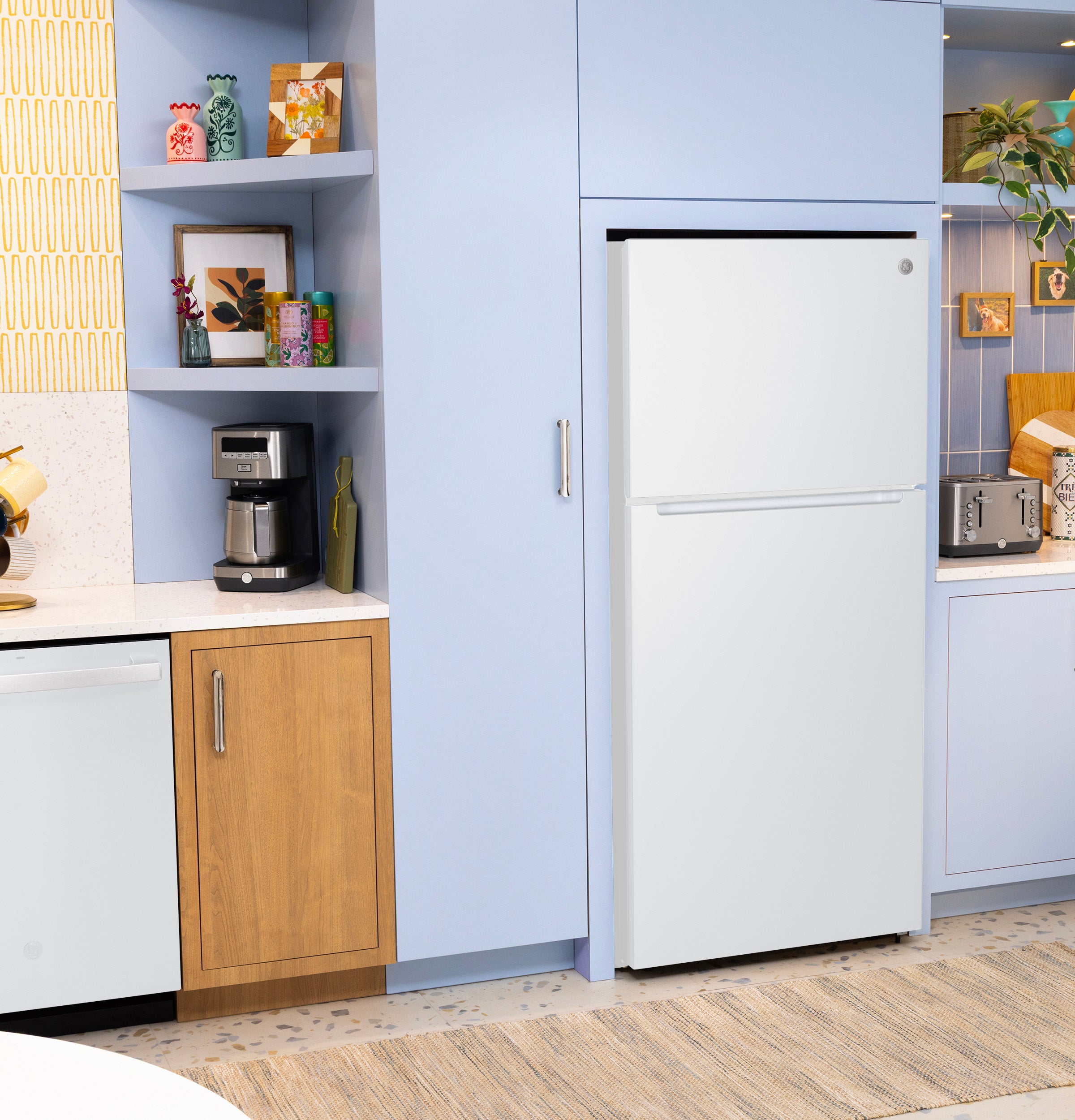 Ge White 21Cu Top Mount Refrigerator - Refrigerators - Additional View 21