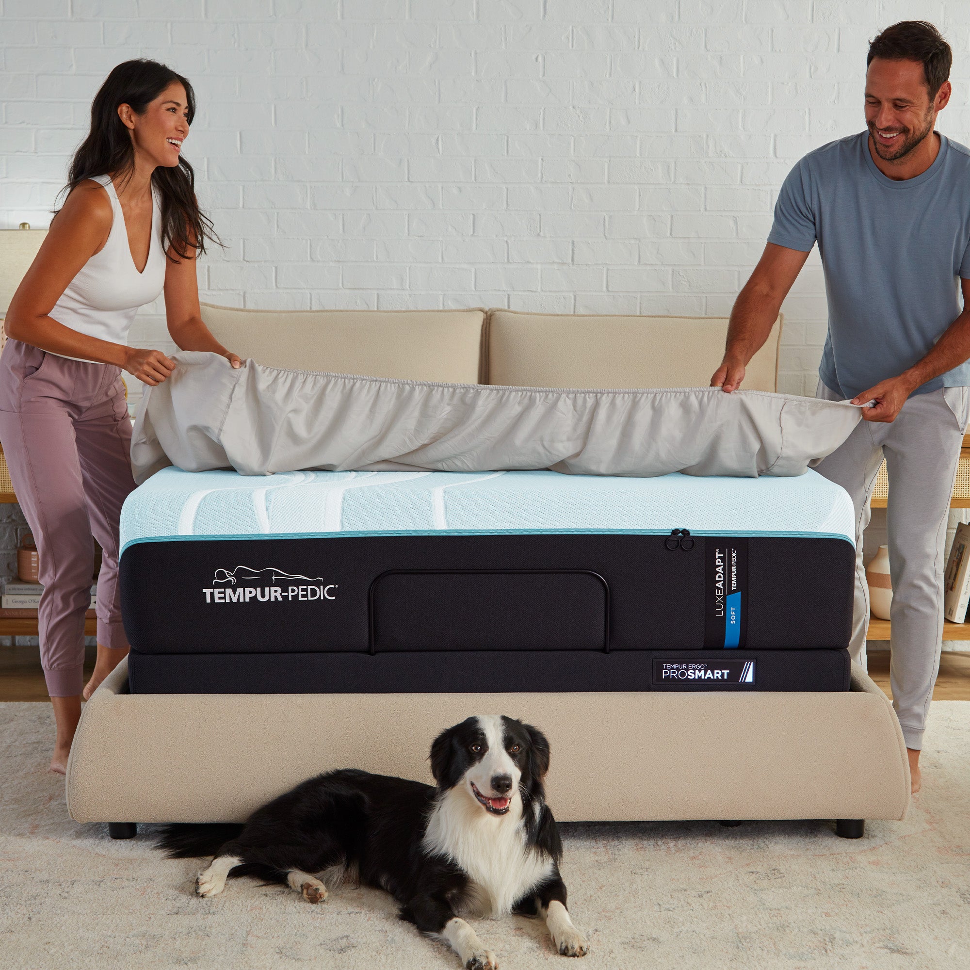 Tempur Sealy - LUXEADAPT 2.0 SOFT KING MATTRESS - White|Black Fabric - Mattresses - Additional View 5