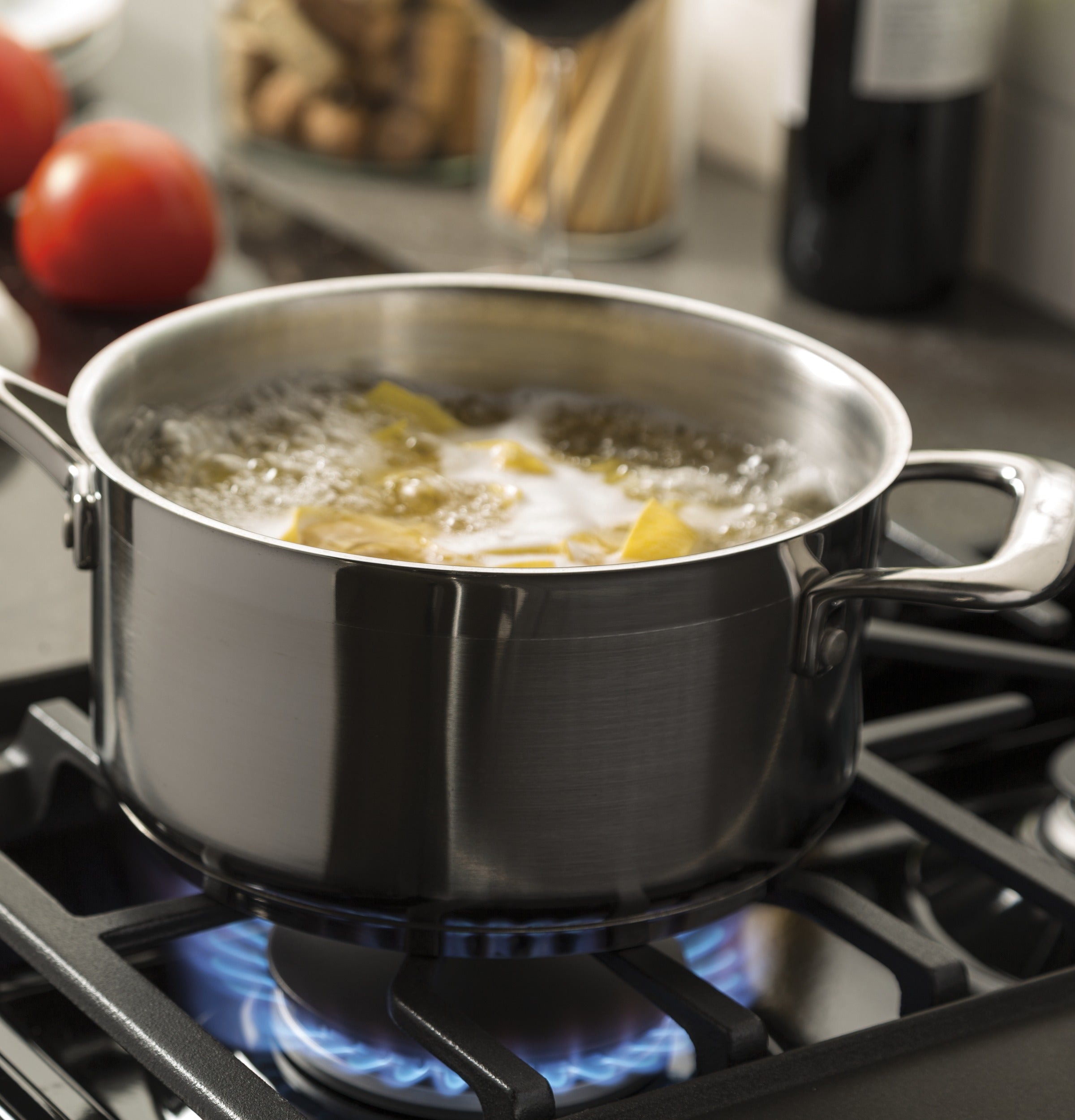 GE STAINLESS STEEL 30" FREE-STANDING GAS RANGE - Pearl Silver|Black - Ranges - Additional View 6