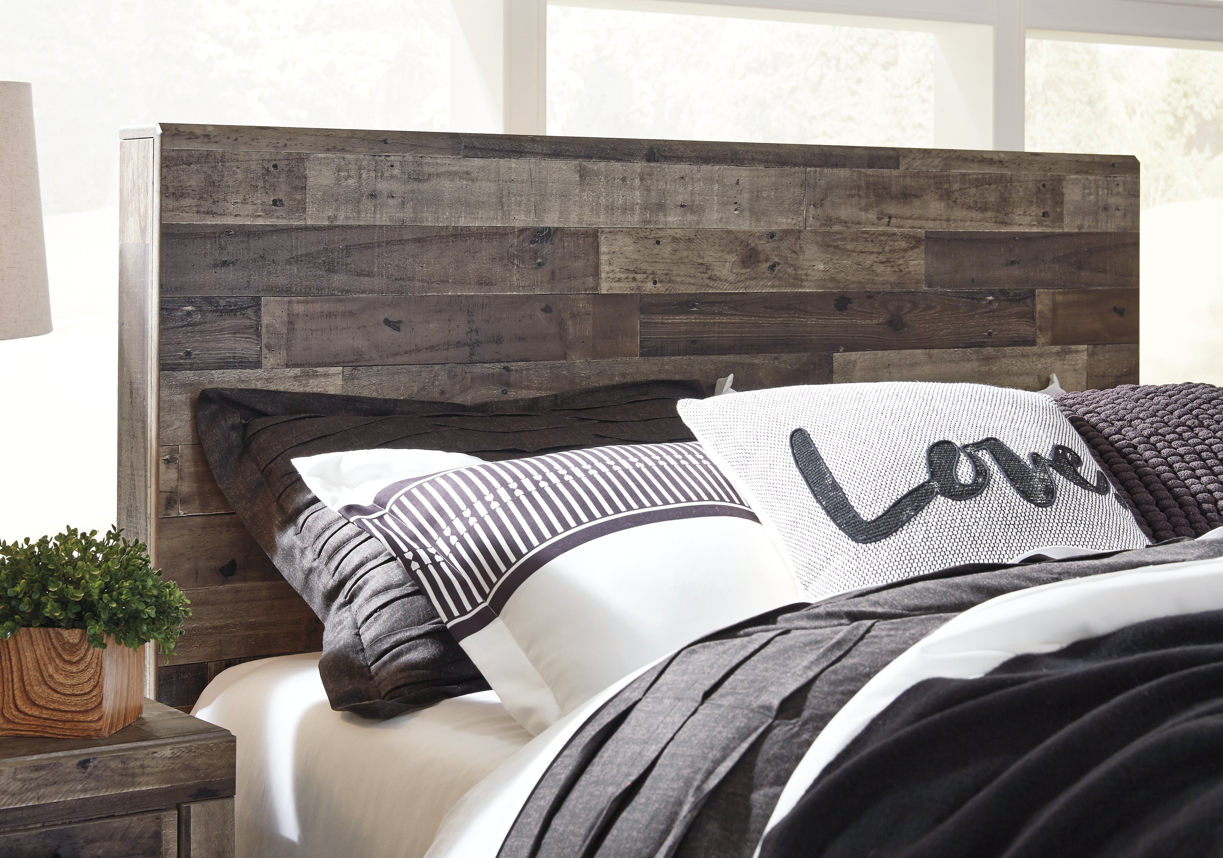 Ashley Furniture - Derekson Queen Panel Bed - Grey - Dark Gray Wood - Beds - Additional View 2