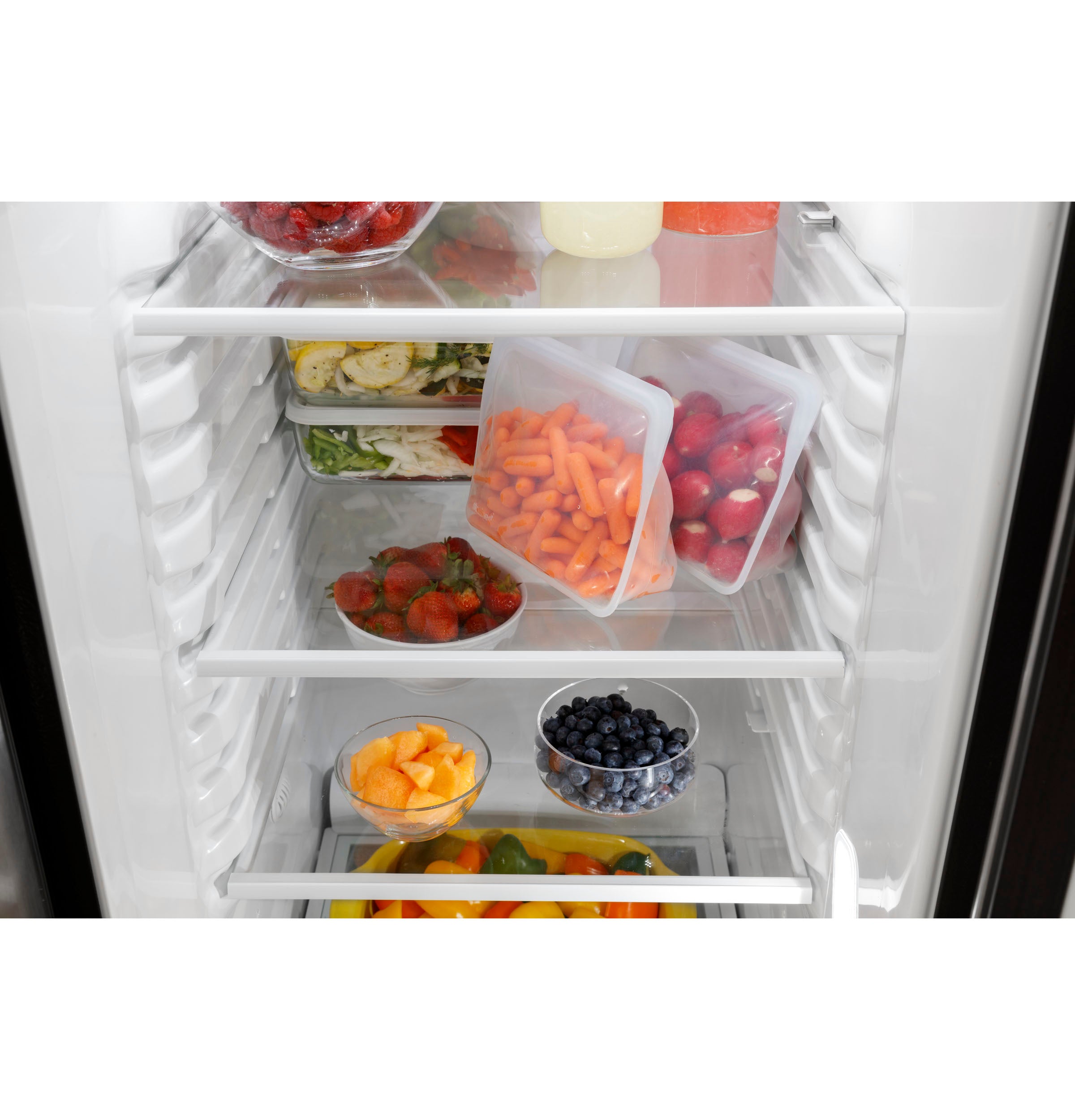 GE BLACK SIDE BY SIDE 23CU REFRIGERATOR - Refrigerators - Additional View 10