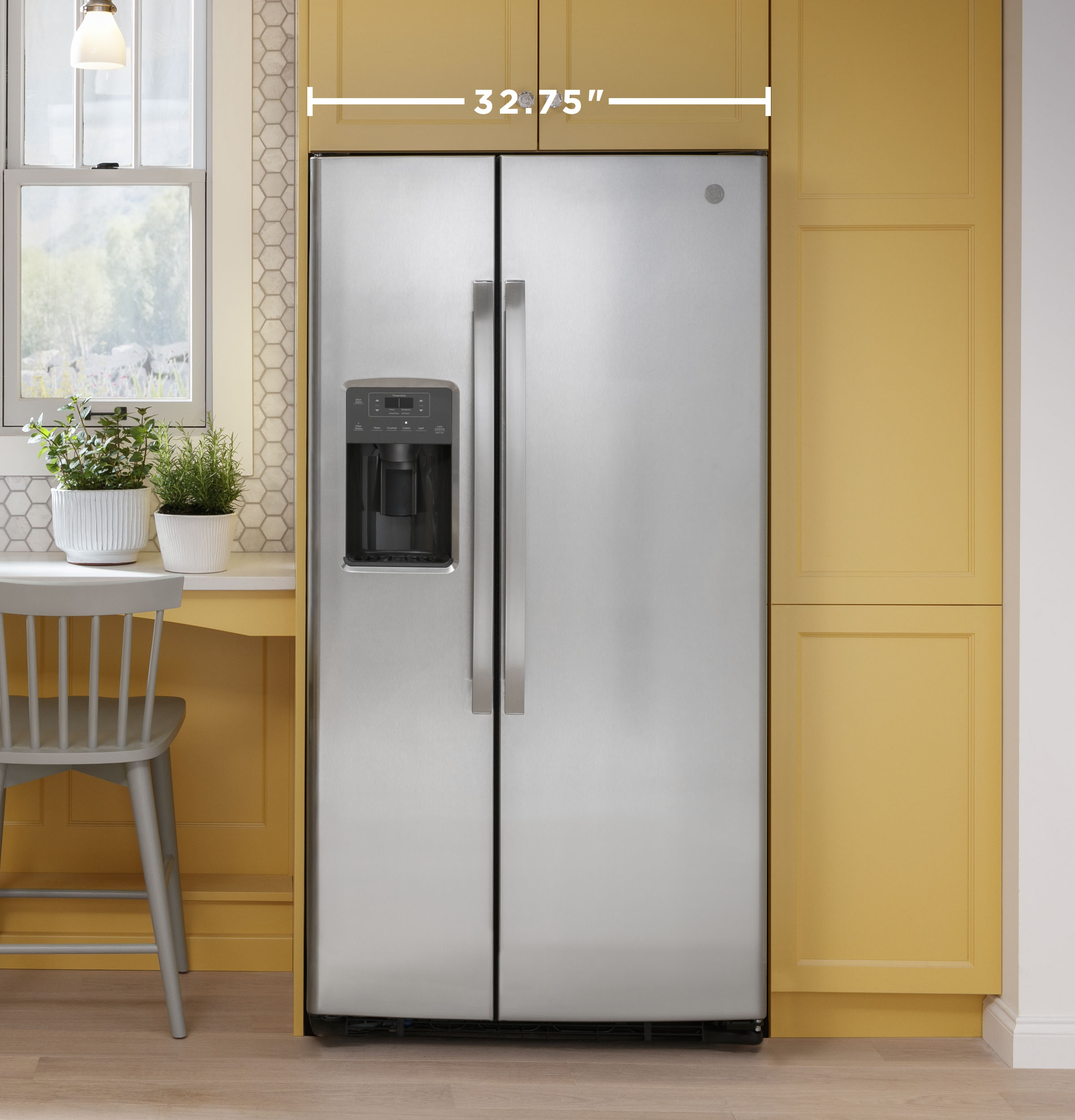 GE BLACK SIDE BY SIDE 23CU REFRIGERATOR - Refrigerators - Additional View 22