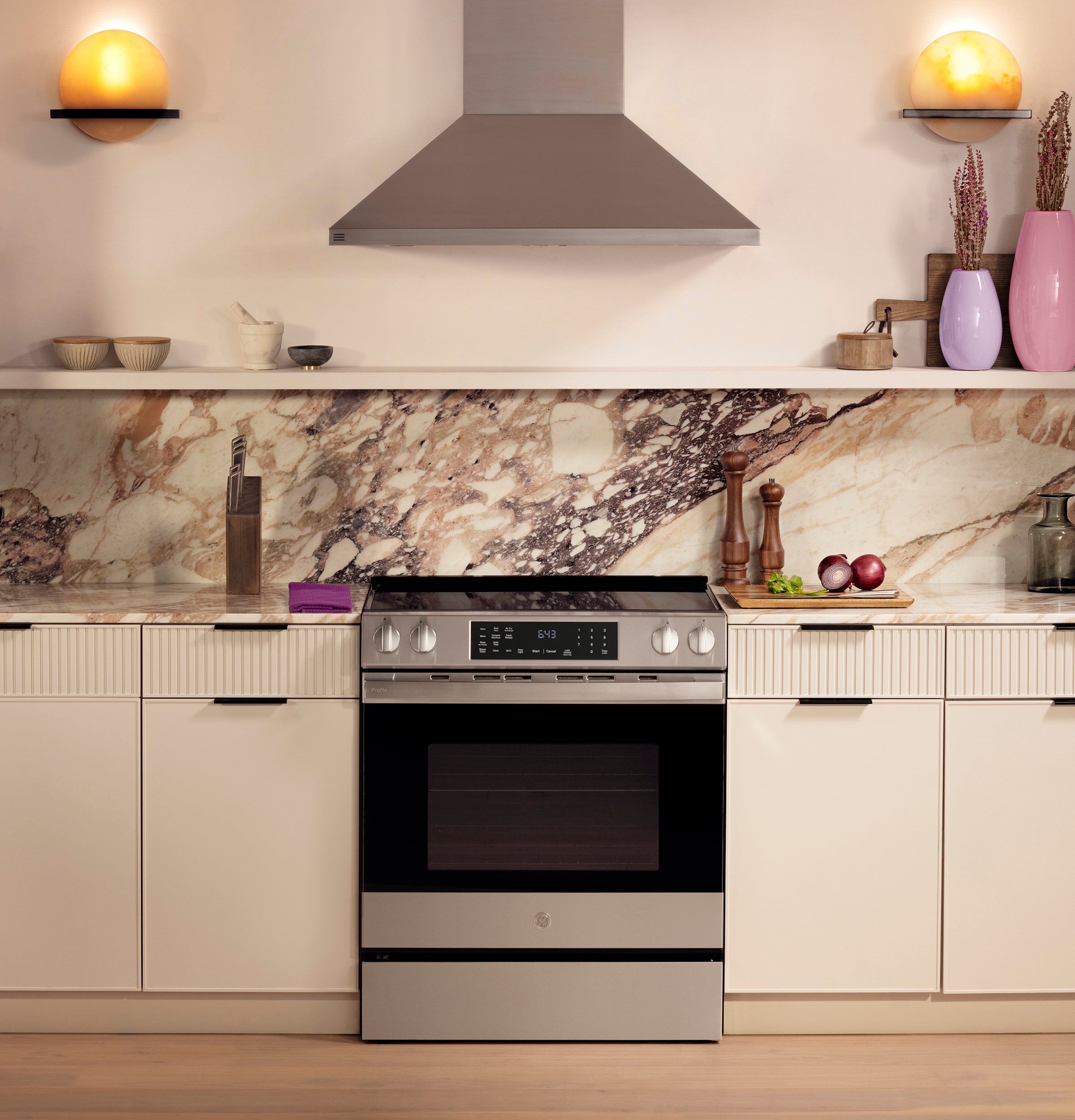 GE PROFILE STAINLESS ELECTRIC SLIDE-IN RANGE WITH INDUCTION, CONVECTION, AND AIR FRY - Pearl Silver|Black - Ranges - Additional View 28
