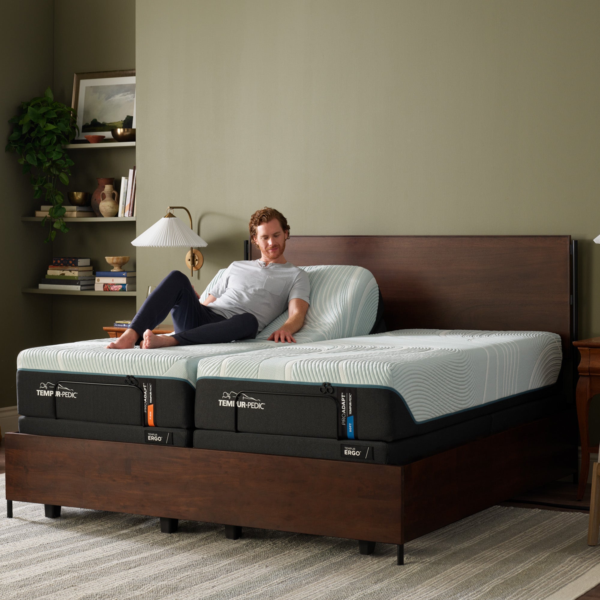 Tempur Sealy - Proadapt 2.0 Soft Queen Mattress - White|Black Fabric - Mattresses - Additional View 4