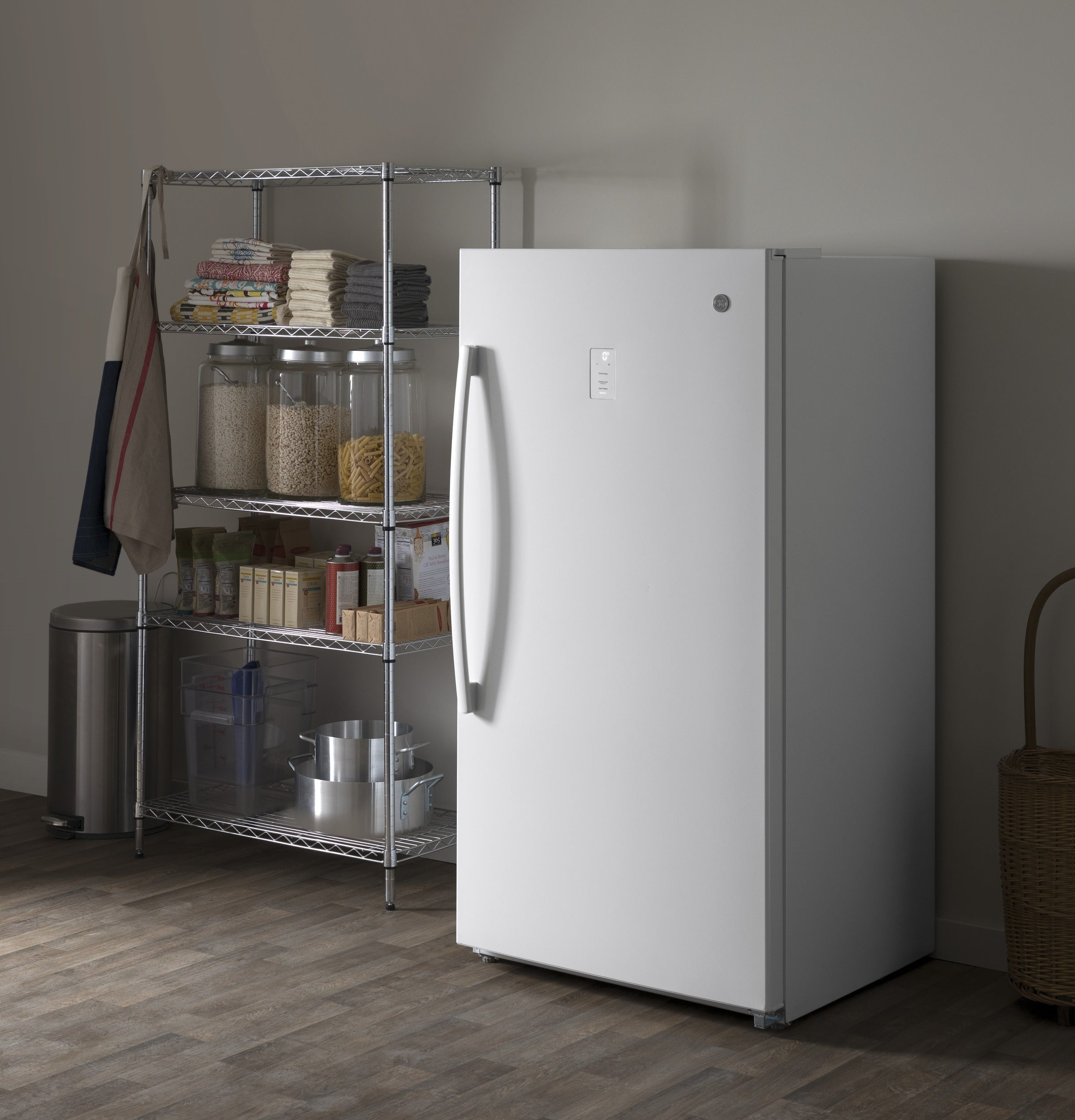 GE WHITE 17.3CU FROST FREE UPRIGHT FREEZER - Freezers - Additional View 10