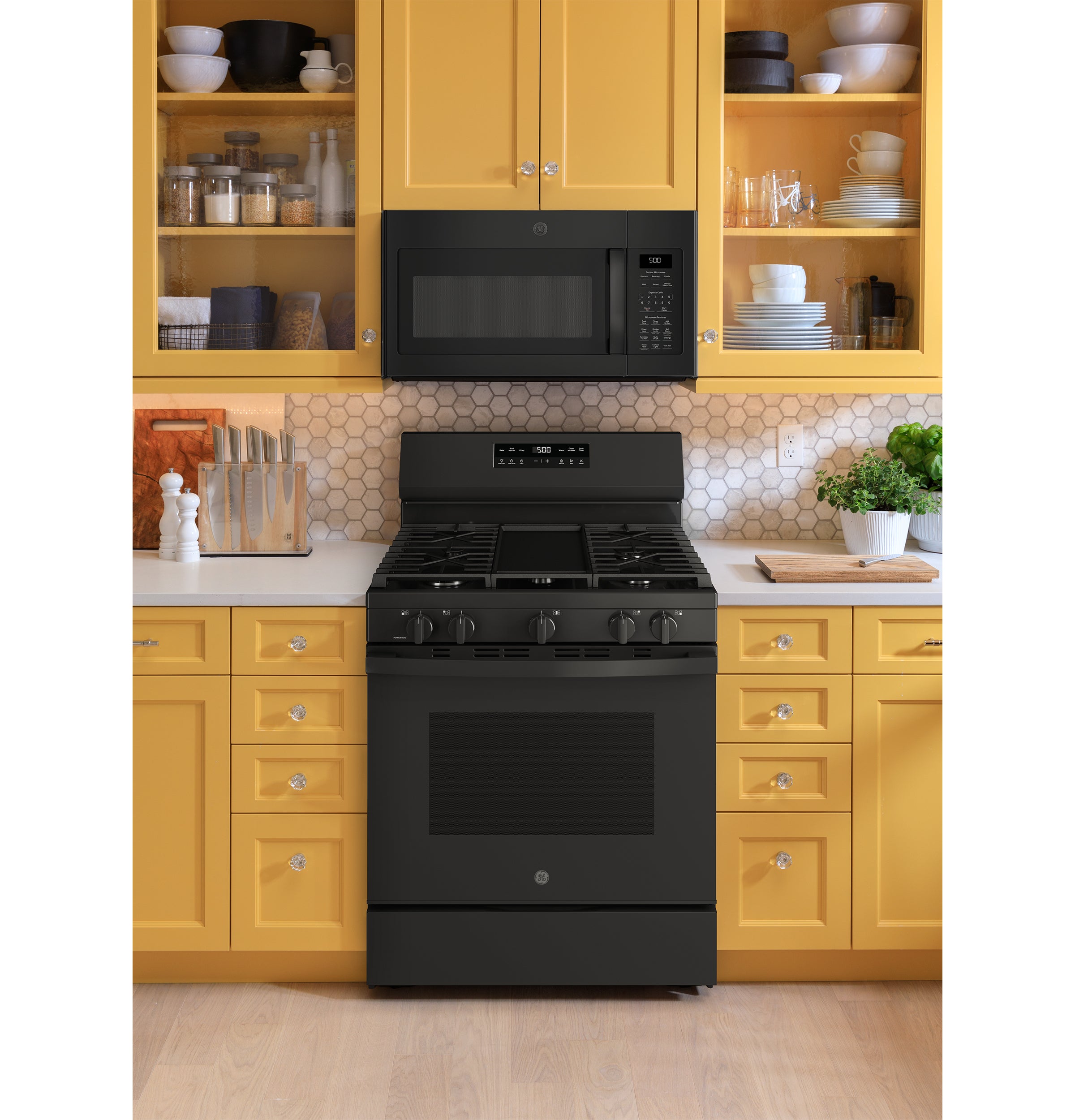 GE BLACK 30" FREE STANDING GAS RANGE - Ranges - Additional View 5