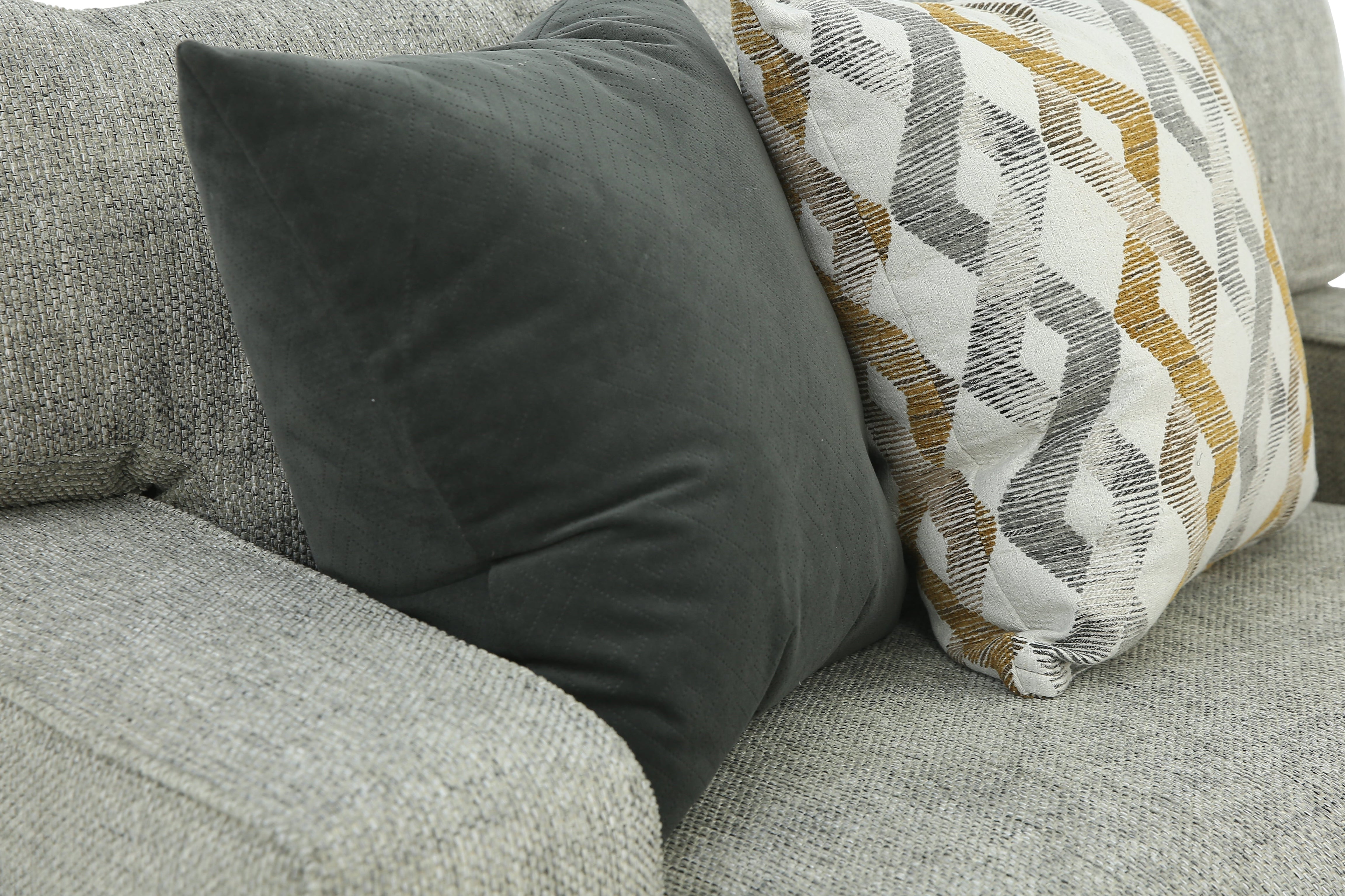 PROTEGE OVERSIZED CHAIR - Additional View 2