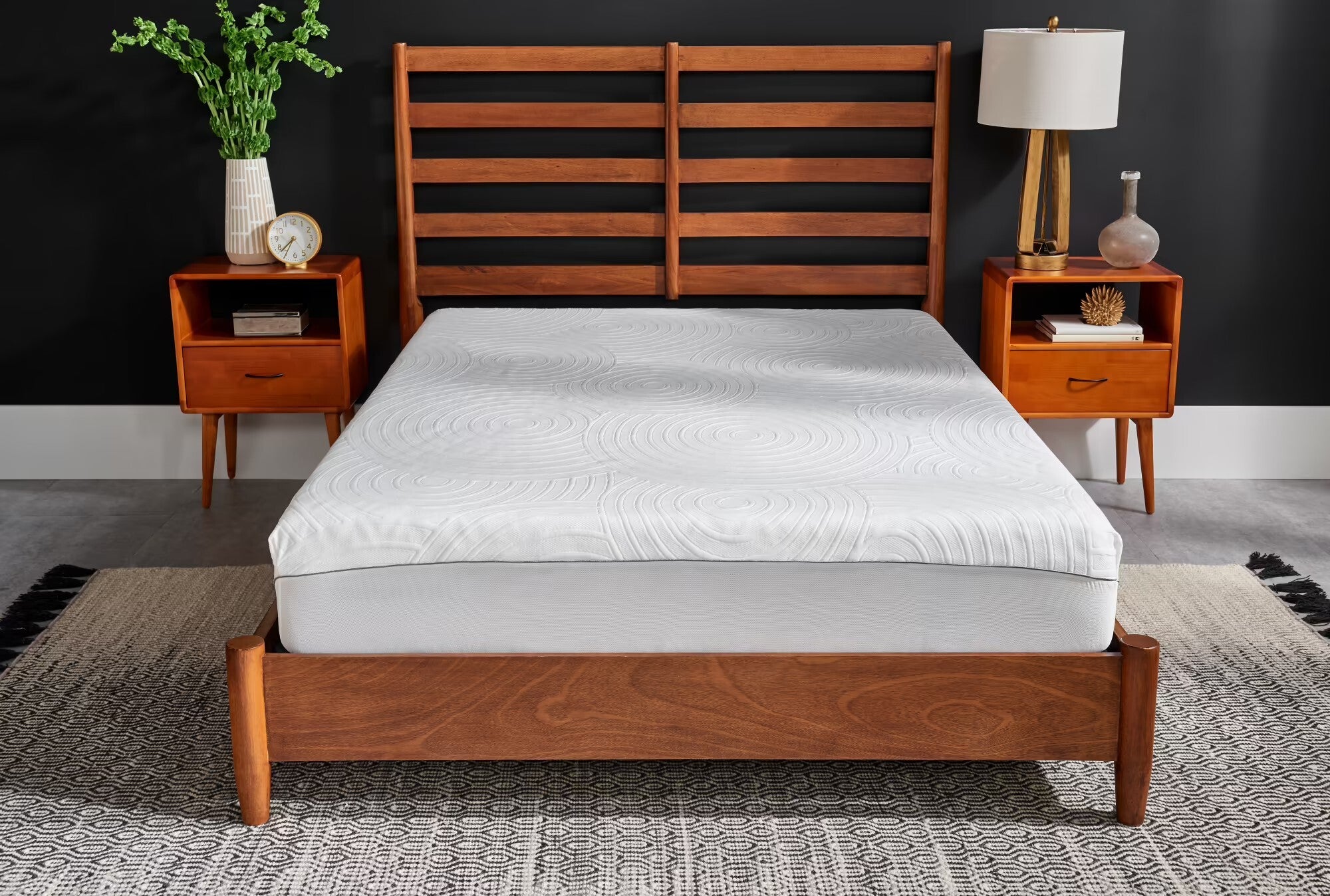 Tempur Sealy - Tempur Protect Queen Mattress Protector - White Fabric - Protectors - Additional View 1