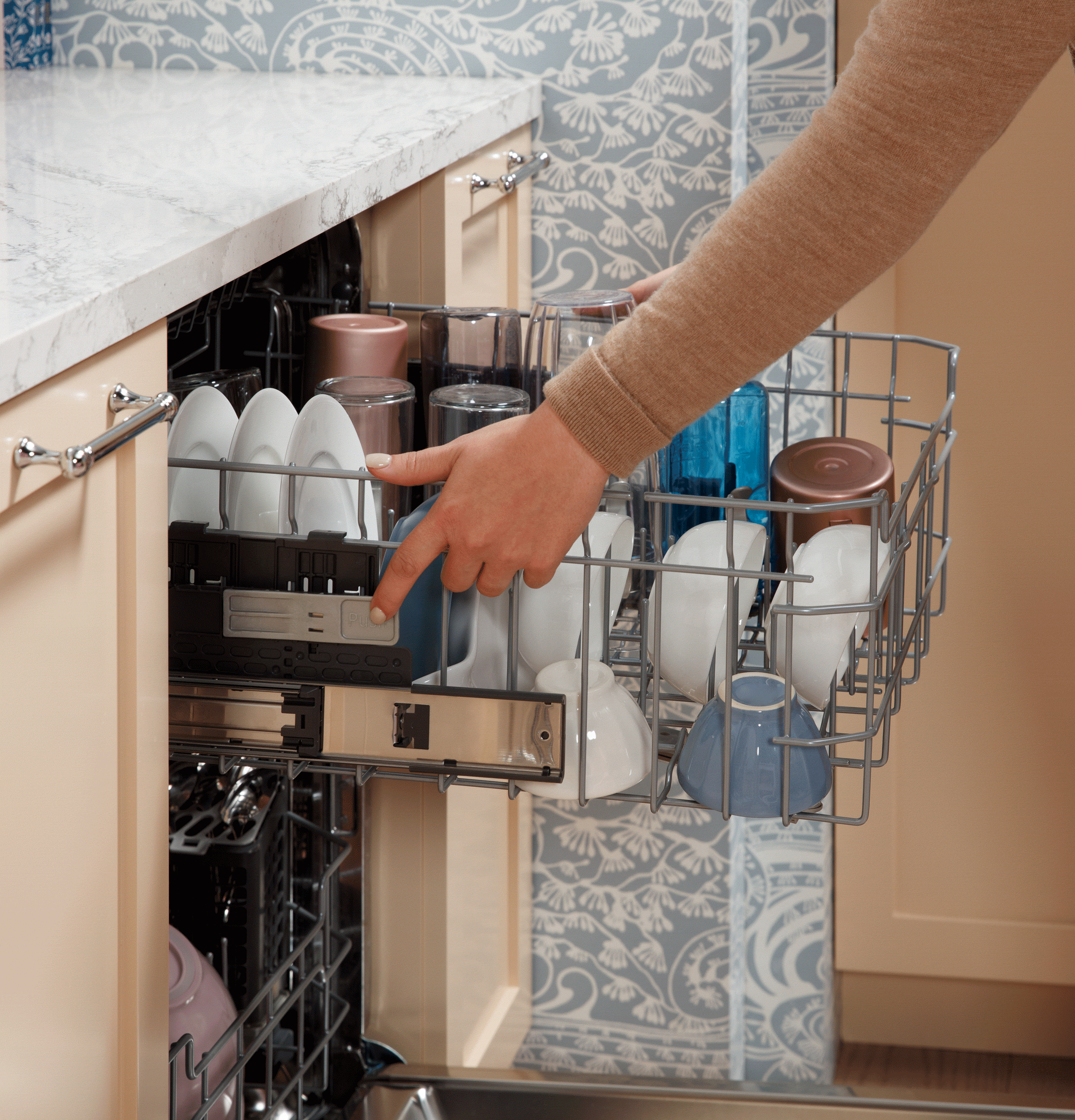 GE FINGERPRINT RESISTANT STAINLESS STEEL TOP CONTROL DISHWASHER - Pearl Silver - Dishwashers - Additional View 30