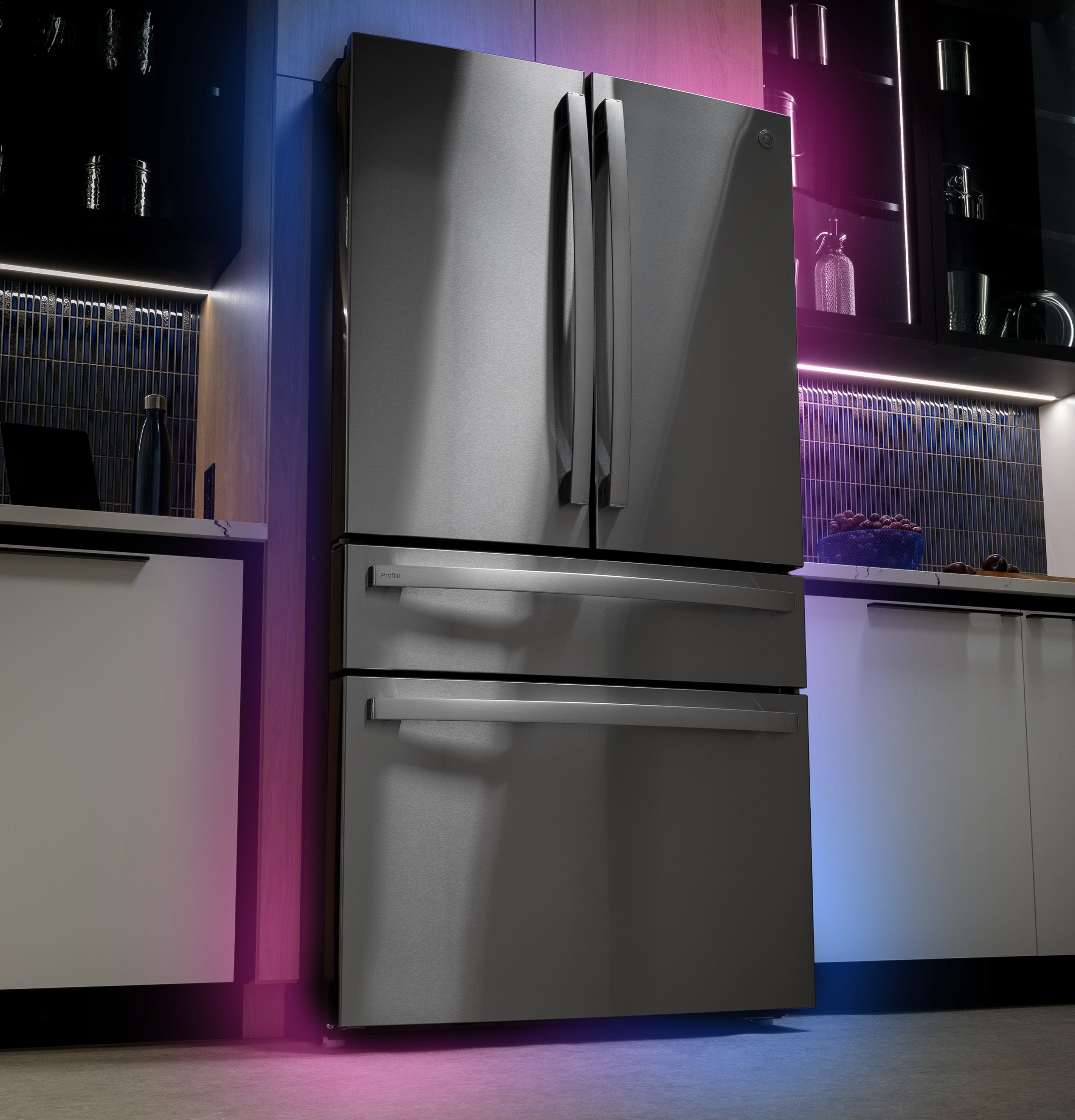 GE STAINLESS PROFILE FINGERPRINT RESISTANT STAINLESS STEEL 28.7CU 4 DOOR FRENCH DOOR REFRIGERATOR - Pearl Silver - Refrigerators - Additional View 24
