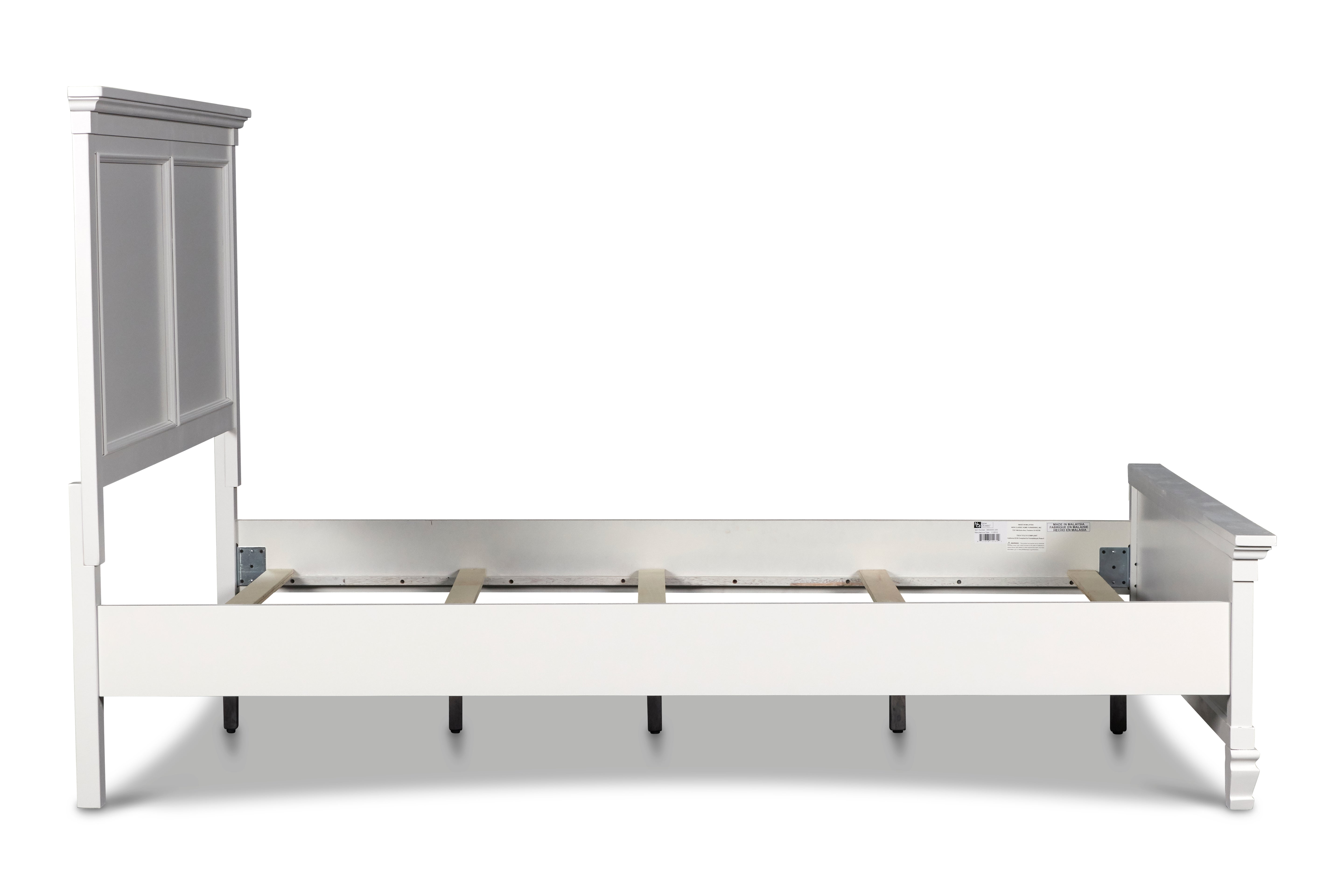 New Classic - Tamarack Queen Bed - White - Wood - Beds - Additional View 3