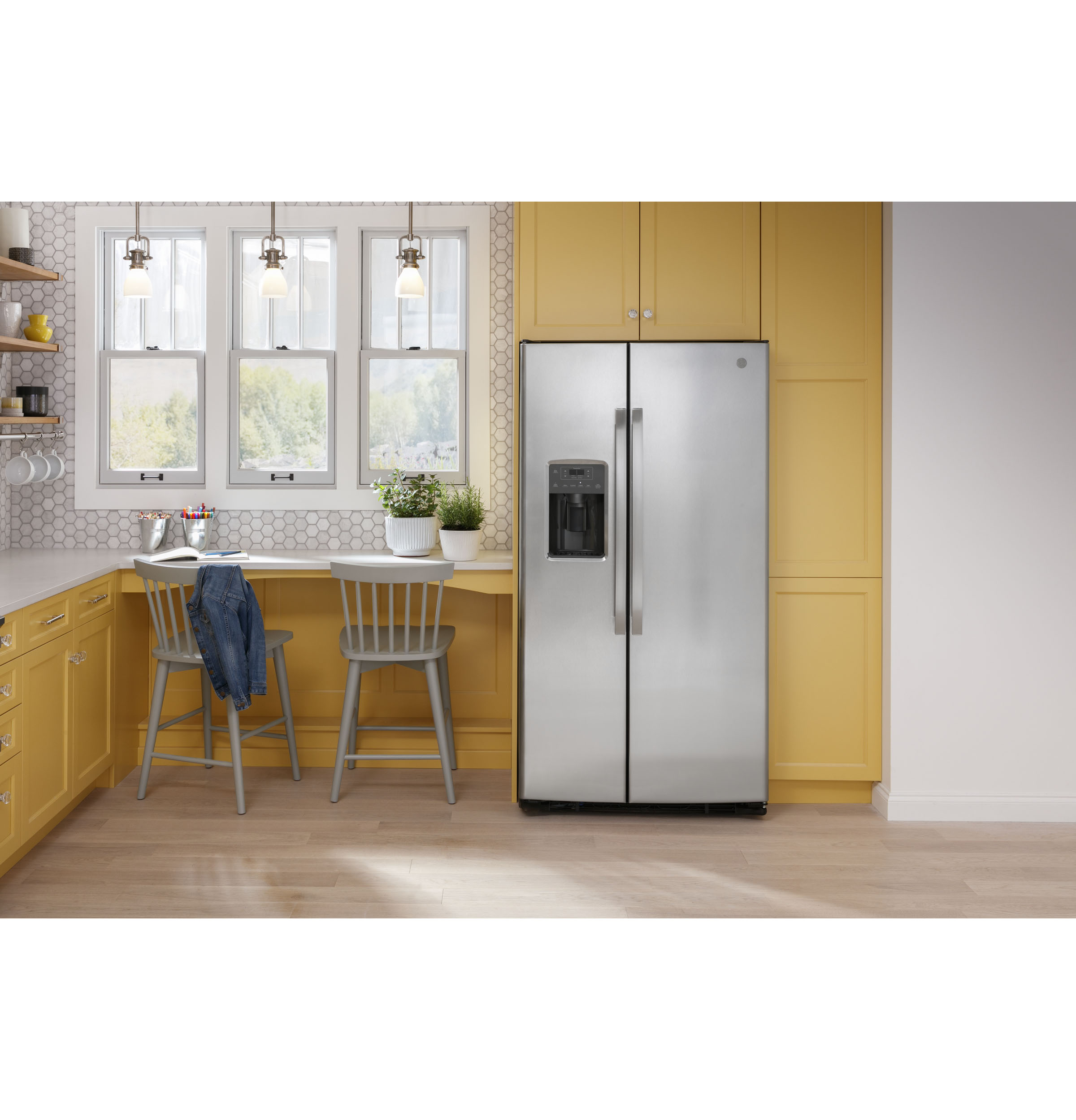 GE STAINLESS SIDE BY SIDE 25.3CU REFRIGERATOR - Pearl Silver - Refrigerators - Additional View 14