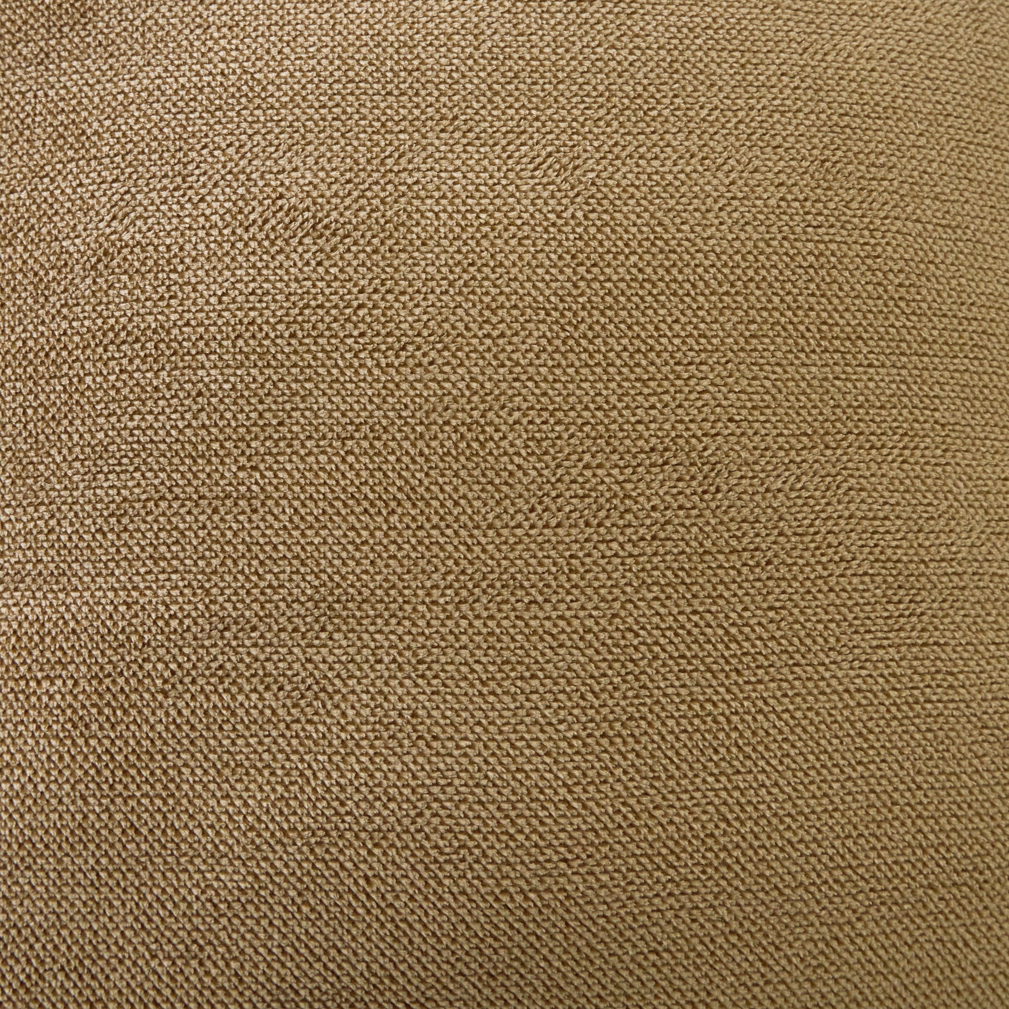 710853F.jpg