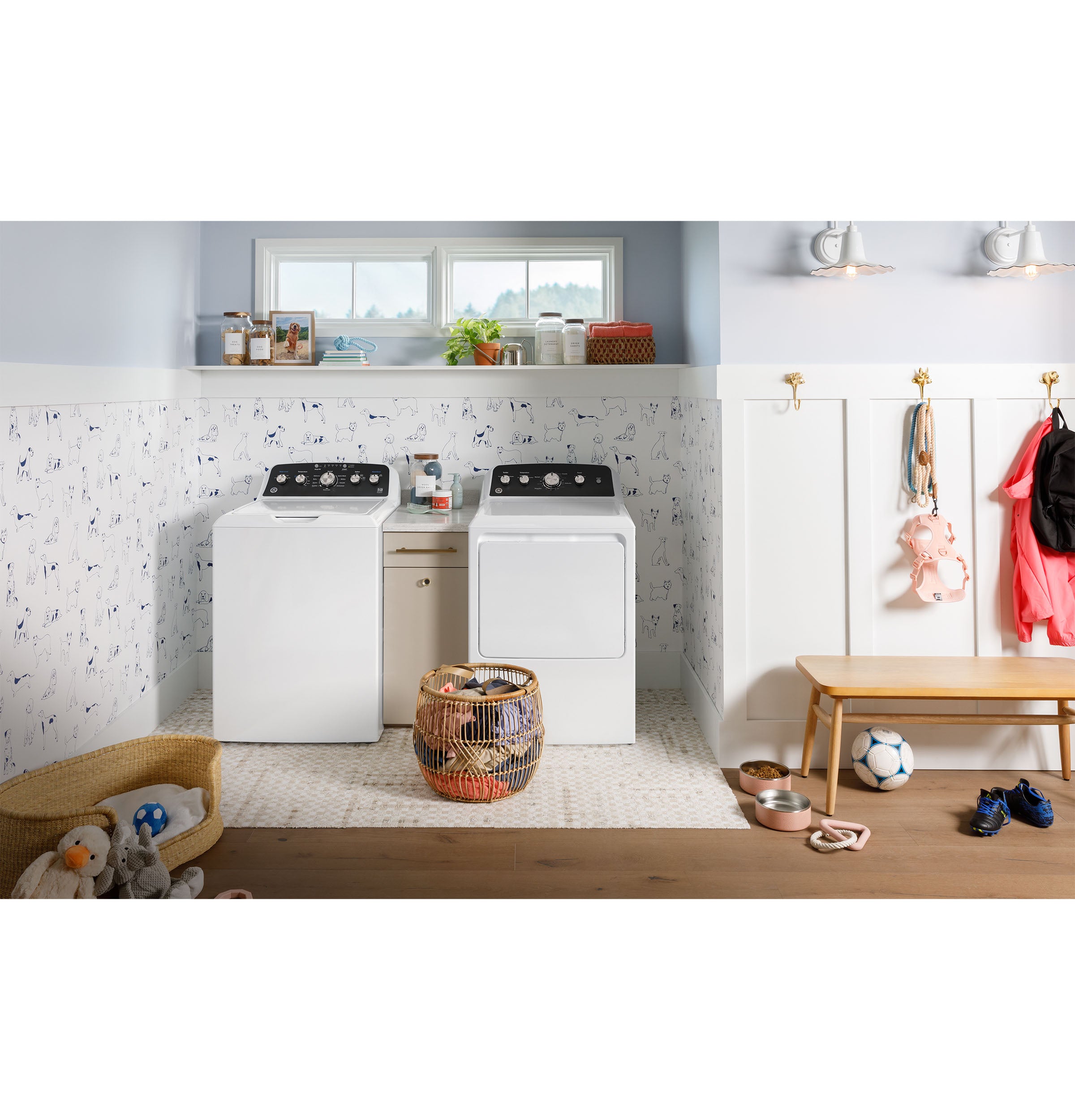 GE WHITE 7.2CU GAS DRYER - Dryers - Additional View 9