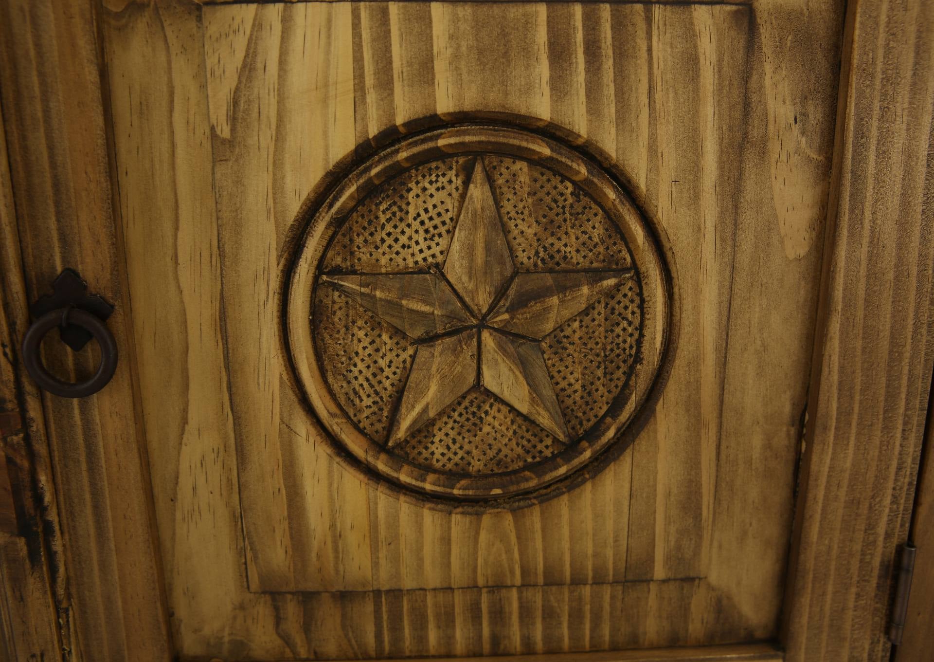 Mansion Texas Star Dresser And Mirror - Additional View 3