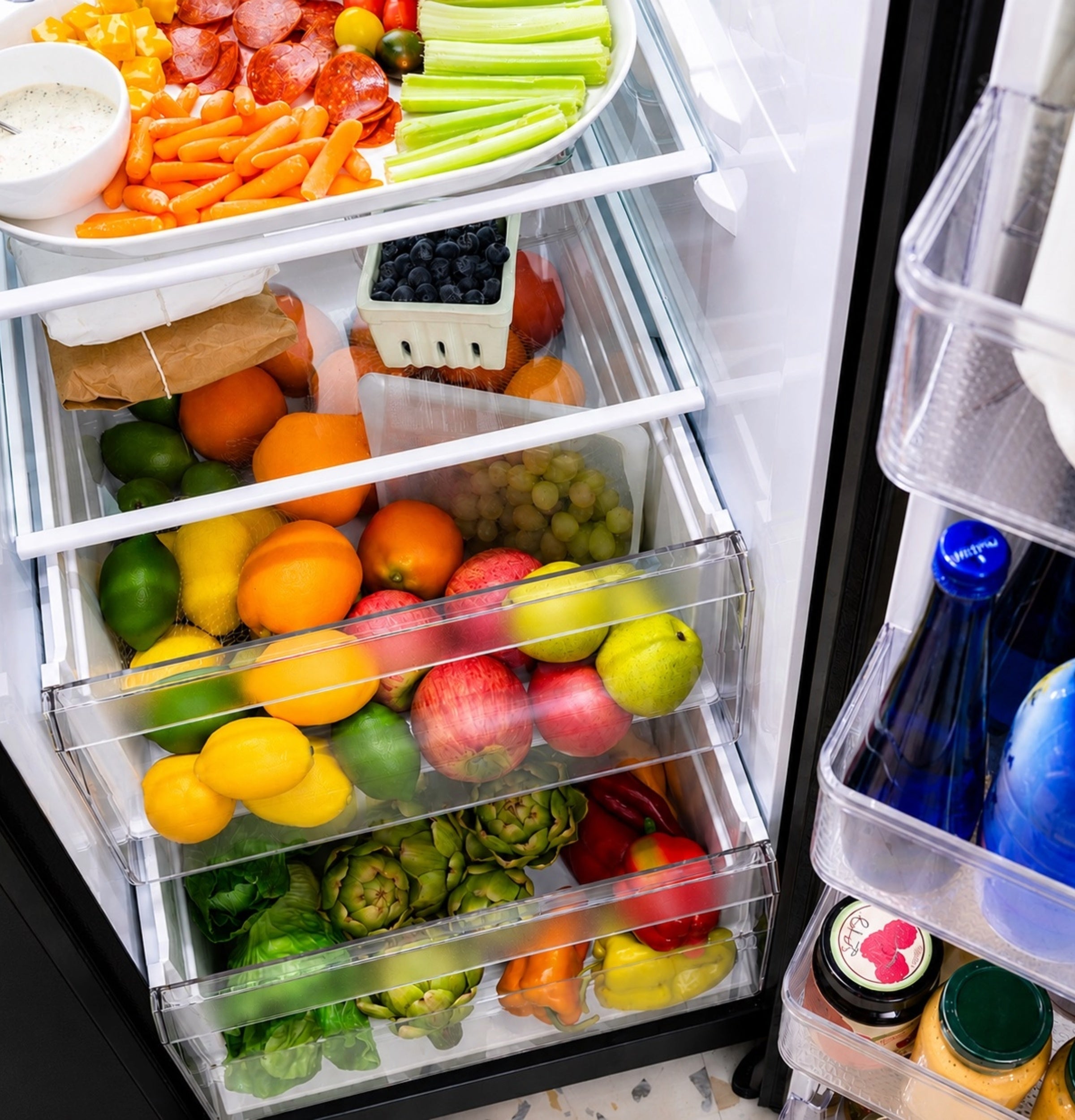 GE BLACK 28CU SIDE BY SIDE REFRIGERATOR WITH DISPENSER - Refrigerators - Additional View 21