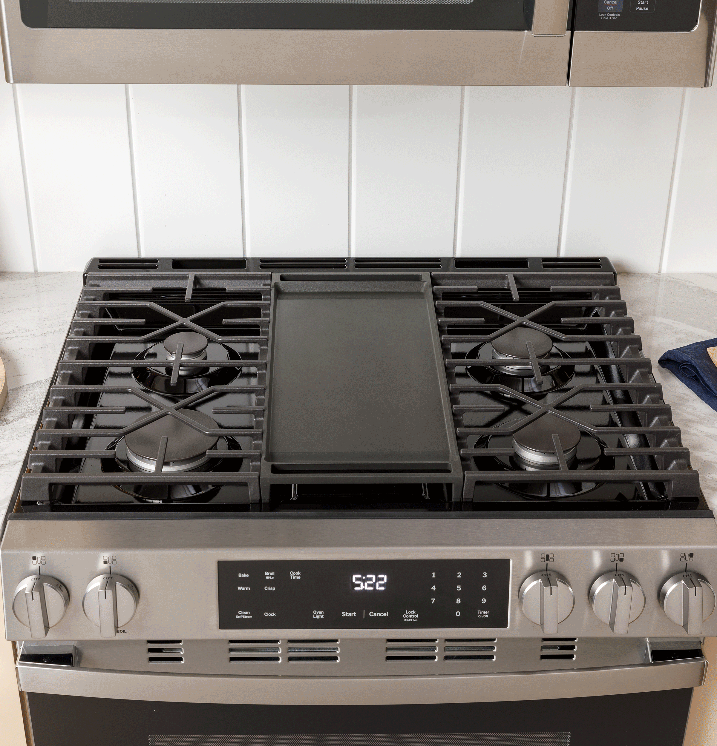 GE WHITE FREE-STANDING GAS WITH CONVECTION AND AIR FRY - Ranges - Additional View 31