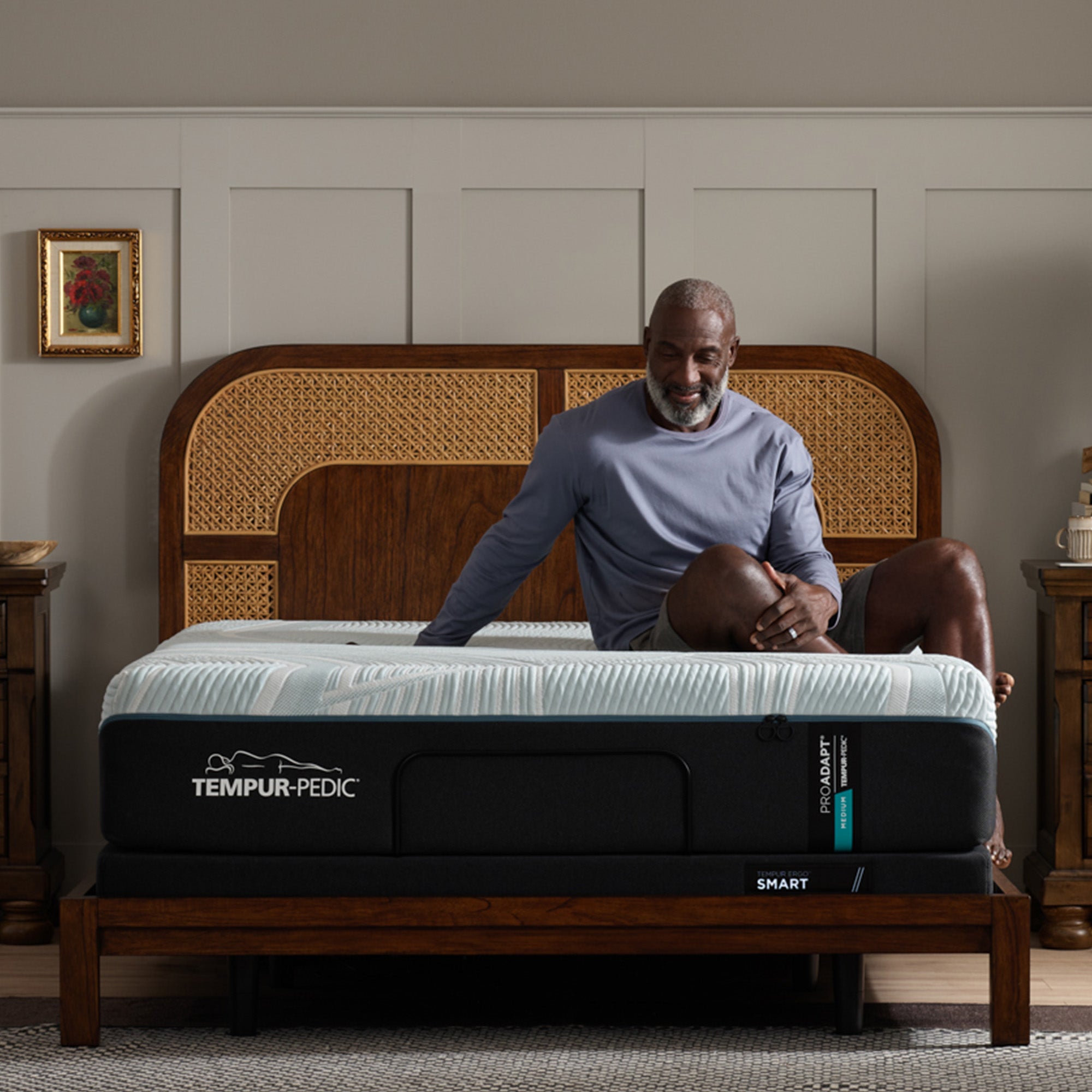 Tempur Sealy - PROADAPT 2.0 MEDIUM HYBRID QUEEN MATTRESS - White|Black Fabric - Mattresses - Additional View 4